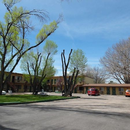 Budget Host Inn Fort Collins Exterior photo